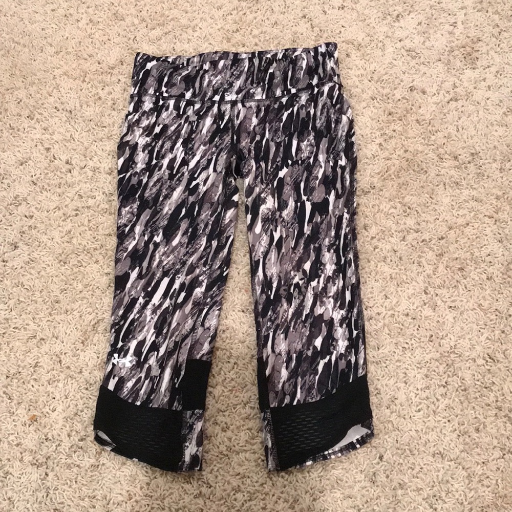 BRAND NEW Under Armour crop leggings size XS/S